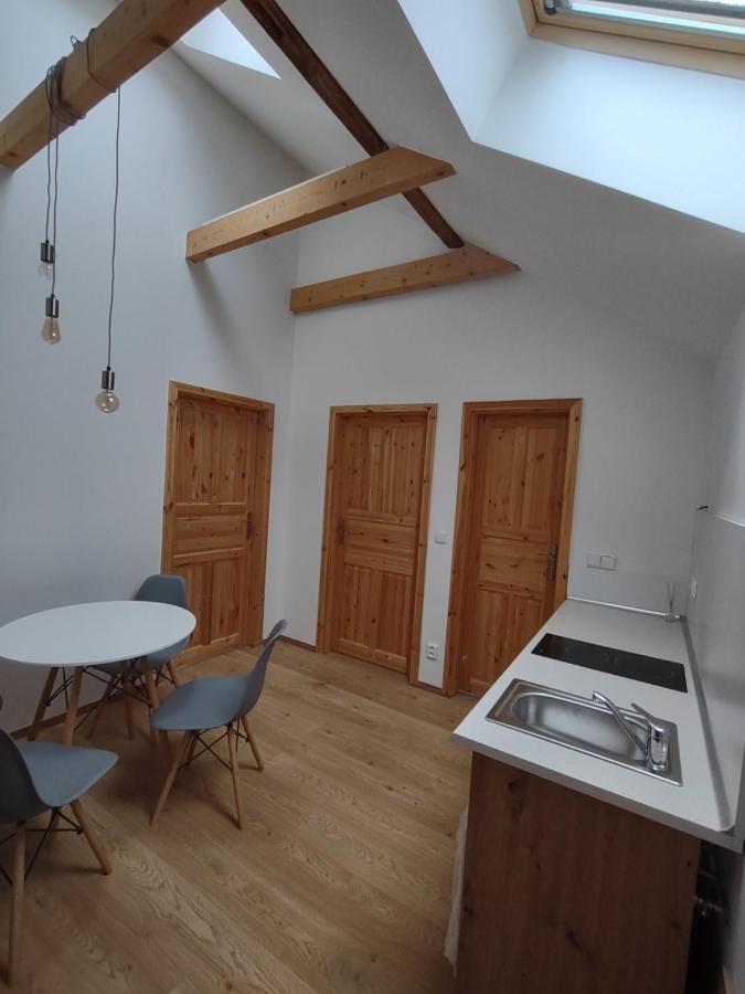 Pekloveske Apartmany V Ceskem Raji Železnice 外观 照片